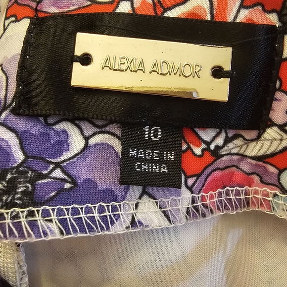 Dress, floral, scuba material, Boston Proper purchase, size 10, mini - Picture 5 of 5